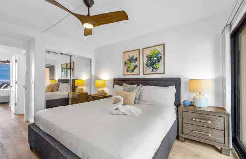 Oceanfront Modern Coastal Remodel - Serene Sunsets & Relaxation on Large Lanai - Foto 13