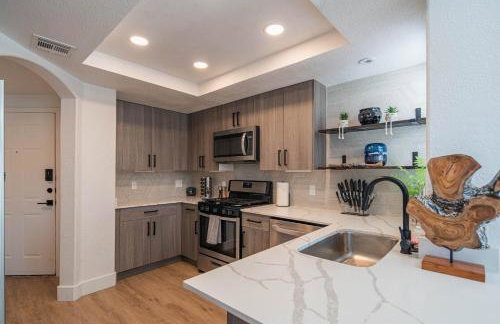 Walk to Westin Kierland , Family-Friendly Stay with Pool & Parking - N171 - Foto 38