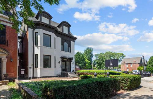 Historic Haven | JZ Vacation Rentals - Foto 44