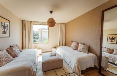 Appartement Chic 3 Chambres Saint-Tropez avec parking privé - Photo 10