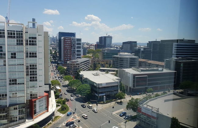 2BR Food Drink Hub Gym Pool Views Roof Terrace - Foto 3