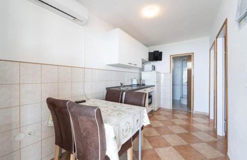 Apartments Edi - Photo 5