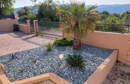 Villa Mir Pridraga - Photo 36