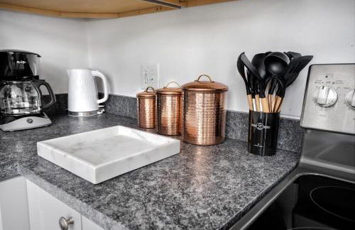 Modern Cabin w Hot Tub & Indoor Pool Gym Access! - Foto 20