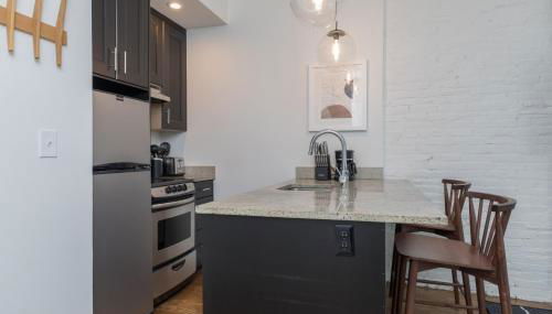 304 Newbury Street by Thatch - Photo 3