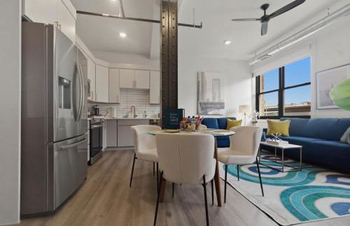 Husker Home TEN40 is in the heart of Downtown Lincoln where you can walk to Haymarket & UNL - Foto 11