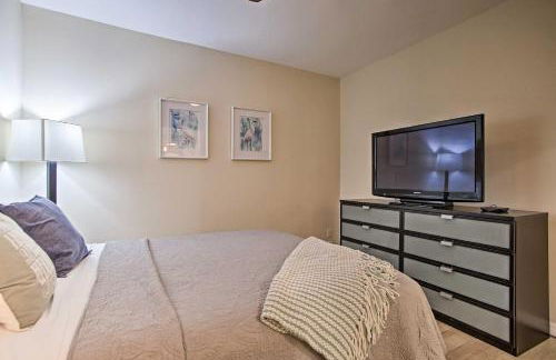 2 Mi to Beach! Oakland Park Home with Outdoor Oasis - Photo 20