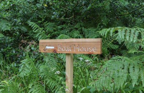 The Sharpham Boat House - Photo 27