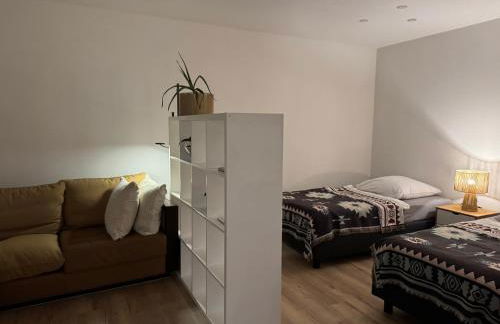 Modern House Gehrden 2, bis 4 Person, Contactless Check-in, free parking, Vollsaniert und Renoviert Dezember 2024 - Foto 40