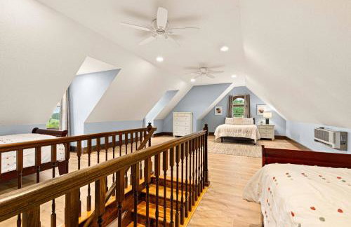 Luxury Getaway Home with Panoramic Views, Pool & Hot Tub! - Foto 40