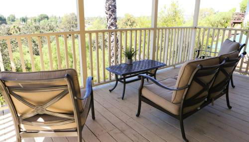 GREAT VIEWS - Over the Oaks - Stylish - Whole Home - Foto 4