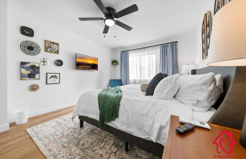 ValleyVibe: Modern Comfort in North Valley - an Irvie Home - Foto 22