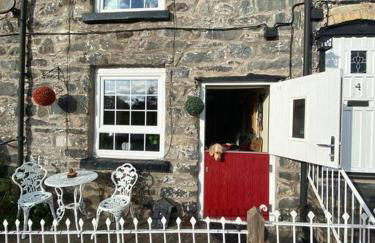 Maytree Cottage. Compact home in Mid Wales. - Foto 8