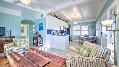 Walk to Beach PCB Retreat with Private Pool! - Foto 5