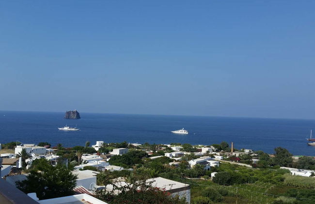 Stromboli and Panarea Day Trip - Foto 2