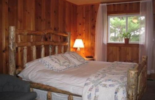 Rustic Lodge Rental on a Farm in Fayette County, West Virginia - Foto 30