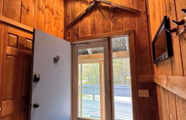 43TV peaceful retreat in the White Mountain fireplace fire pit large yard WiFi AC - Foto 10