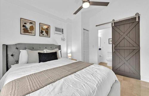 Sunny Days Getaway, 5BD Heated Pool Family Home! - Foto 46