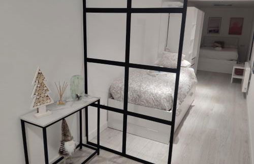 Moderno apartamento con garaje privado en el centro de Vigo - Foto 9