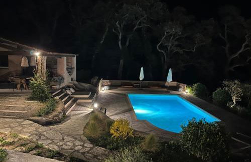 Villa Silia in the Gulf of Saint-Tropez in a natural setting - Foto 25