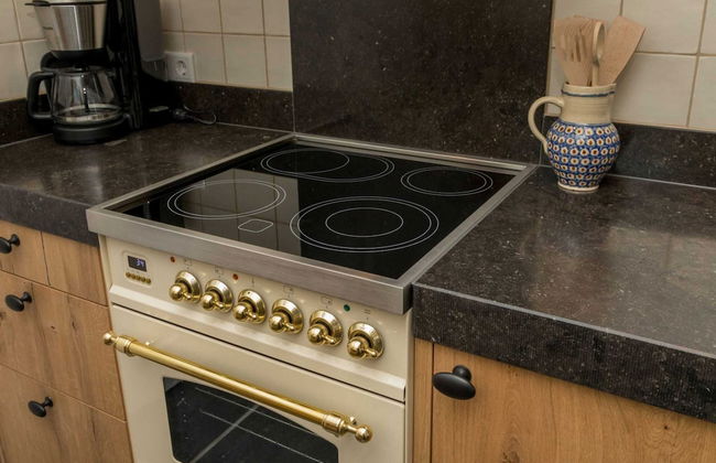 Family House With an Ideal Location, Private Terrace, Garden and Sauna - Foto 35