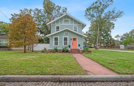 Spacious Modern Farmhouse w/ Private Patio & BBQ! - Foto 3