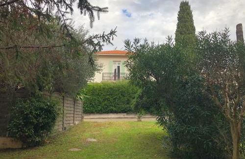 Oasis de verdure en centre-ville - jacuzzi privé - Foto 8