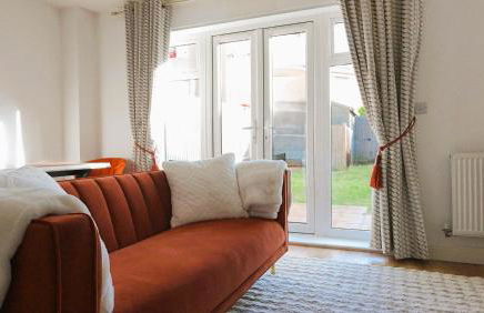 Kings Reach Slough nr Legoland and Ascot Stylish Homely House Sleeps Eight - Foto 7