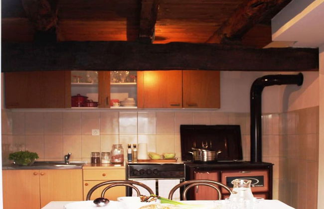 Stone Holiday Home in Brotnice Dalmatia with Outdoor Hot Tub - Foto 12