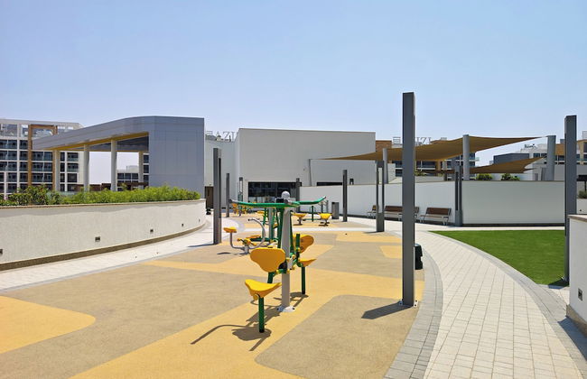 Beautiful Cityscape Views From This Urban Retreat - Foto 44