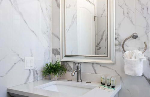 Luxury 2BR Apartment Great Area with Parking - Foto 22