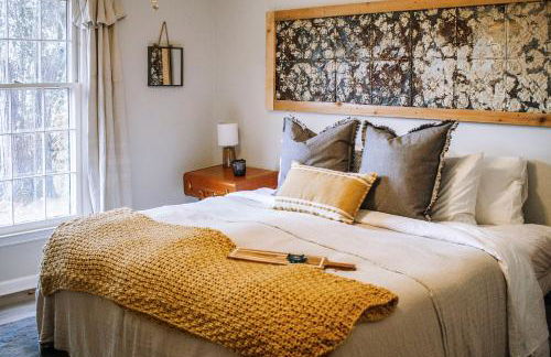 Mod Stable House on 10 Acres, Walk to Lake! - Foto 20