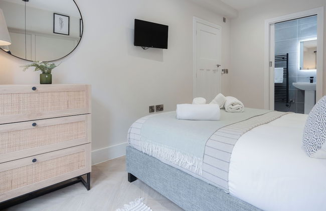 The Hideaway - 2 Bed Holiday Home - Little Haven - Photo 7