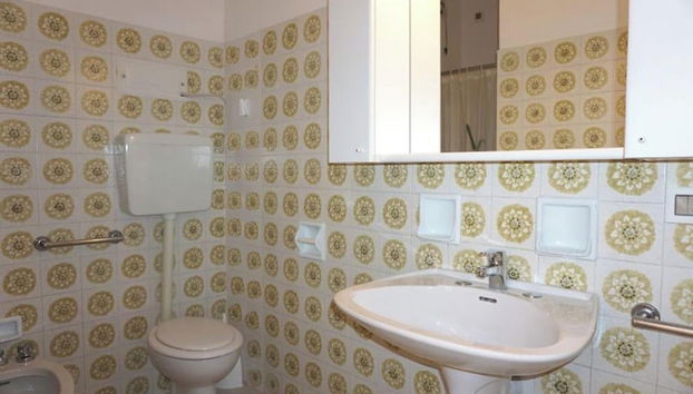 Red Flat With Shared Pool and Private Parking - Foto 5, Baño