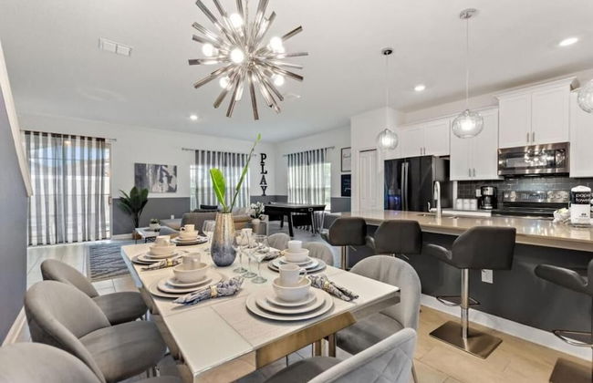 Gorgeous 4 Bd w Pool at Storey Lake Resort 4277 - Photo 19