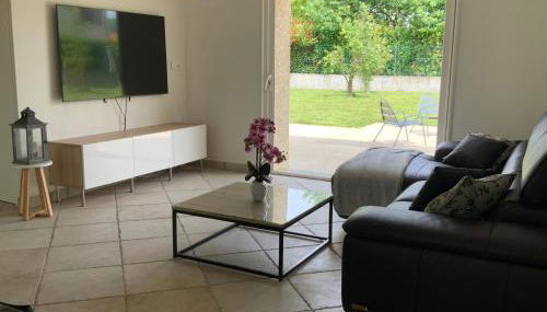 Le Rouge Gorge à 12 minutes d'Eurexpo - Foto 3, Garden view