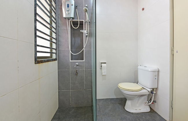 OYO Home 90532 Casa Azlinda Muslim - Foto 27