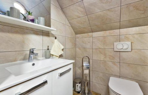 Awesome Home In Breznicki Hum - Foto 38