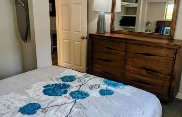 Lake ConRoy Estates - Unit B with Pool Access - Photo 9