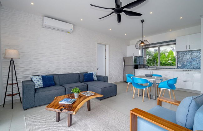 Santosha Whitehouse JM - 10 Bedroom Villa w Private Beach - Photo 9