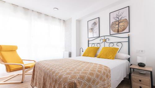 Amplio y reformado apartamento centro Santander - Foto 3