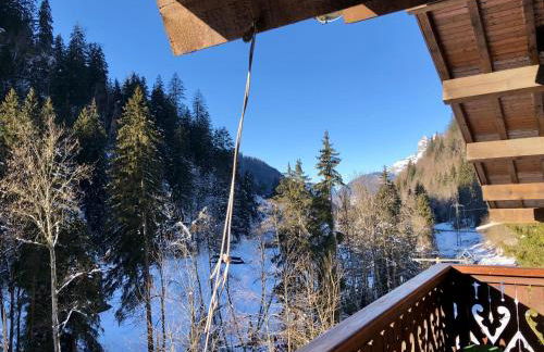 Chalet Rivière du Bon Nant Location de 6 à 14 personnes en Haute Savoie - Foto 4