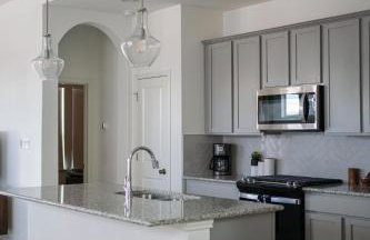 Spacious 4BR Oasis - Pool - Patio - 8 Min to Kalahari - Foto 9