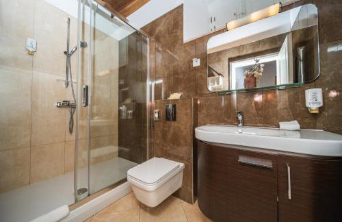 SUNce Palace Apartments with free offsite parking - Foto 54