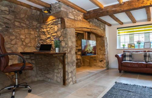 Gloucester-Beautiful 4 Bedroom Cottage-Sleeps 8-Free Parking-Fast Wi-Fi-Work or Leisure - Foto 72