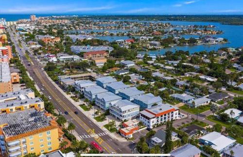 Luxurious Modern Townhouse right across beach!! Table Tennis - Foto 4