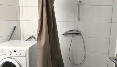 Mobilierte Wohnung- 2 Zimmer - Küche - WLAN - Parken - Foto 5