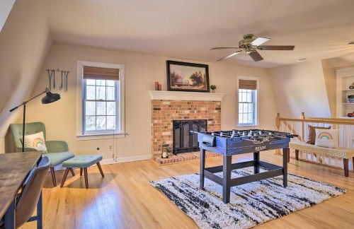 Pet-Friendly Cottage with Game Room and Fire Pit! - Foto 1