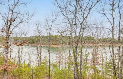 Lake Views and Golf Access at Secluded Drasco Lodge - Foto 23