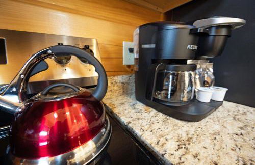 New! Indoor Pool/PS 5/Hot tub/Parkway - Foto 15